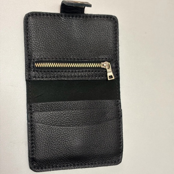 Portland Leather Black Pebbled Mini Bi-Fold Wallet - Picture 3 of 6